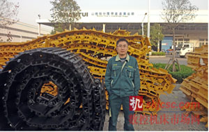 山推履带底盘事业部一直是国内最大的工程机械履带底盘生产企业，对高硬度特钢履带底盘的加工很有发言权。