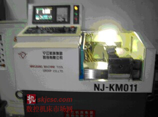 图4 精密数控仪表 图4 精密数控仪表