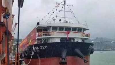 广东省第一艘内河lng双燃料动力示范船"粤珠328"首航